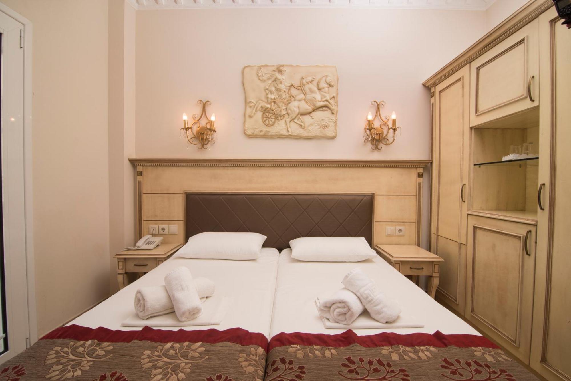 Parthenon Art Hotel Olympiakí Aktí Ngoại thất bức ảnh