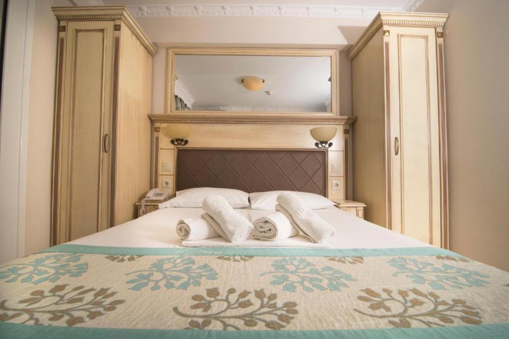 Parthenon Art Hotel Olympiakí Aktí Ngoại thất bức ảnh