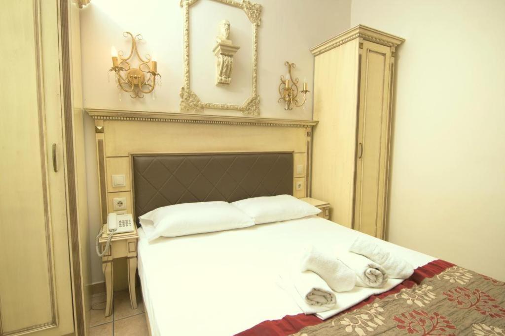 Parthenon Art Hotel Olympiakí Aktí Ngoại thất bức ảnh