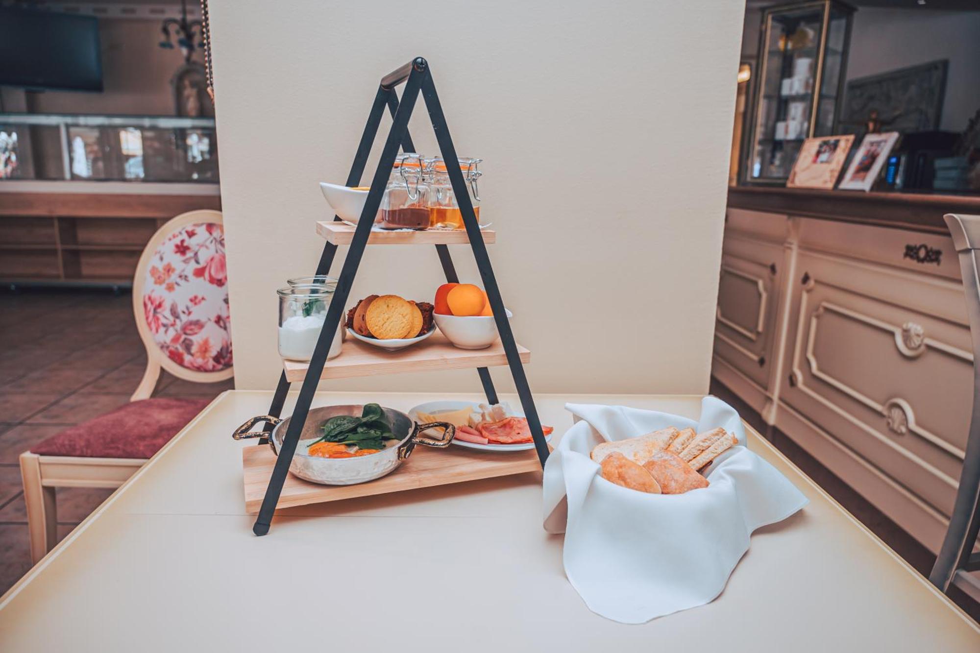 Parthenon Art Hotel Olympiakí Aktí Ngoại thất bức ảnh