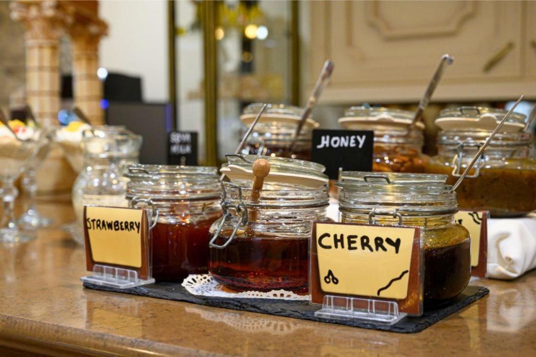 Parthenon Art Hotel Olympiakí Aktí Ngoại thất bức ảnh